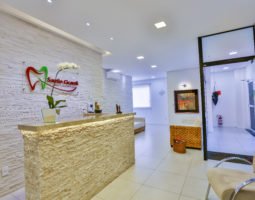 Dra. Joice Santin – Cirurgiã Dentista