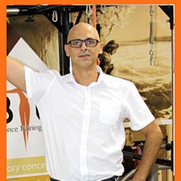 Dr. Fernando Perrella